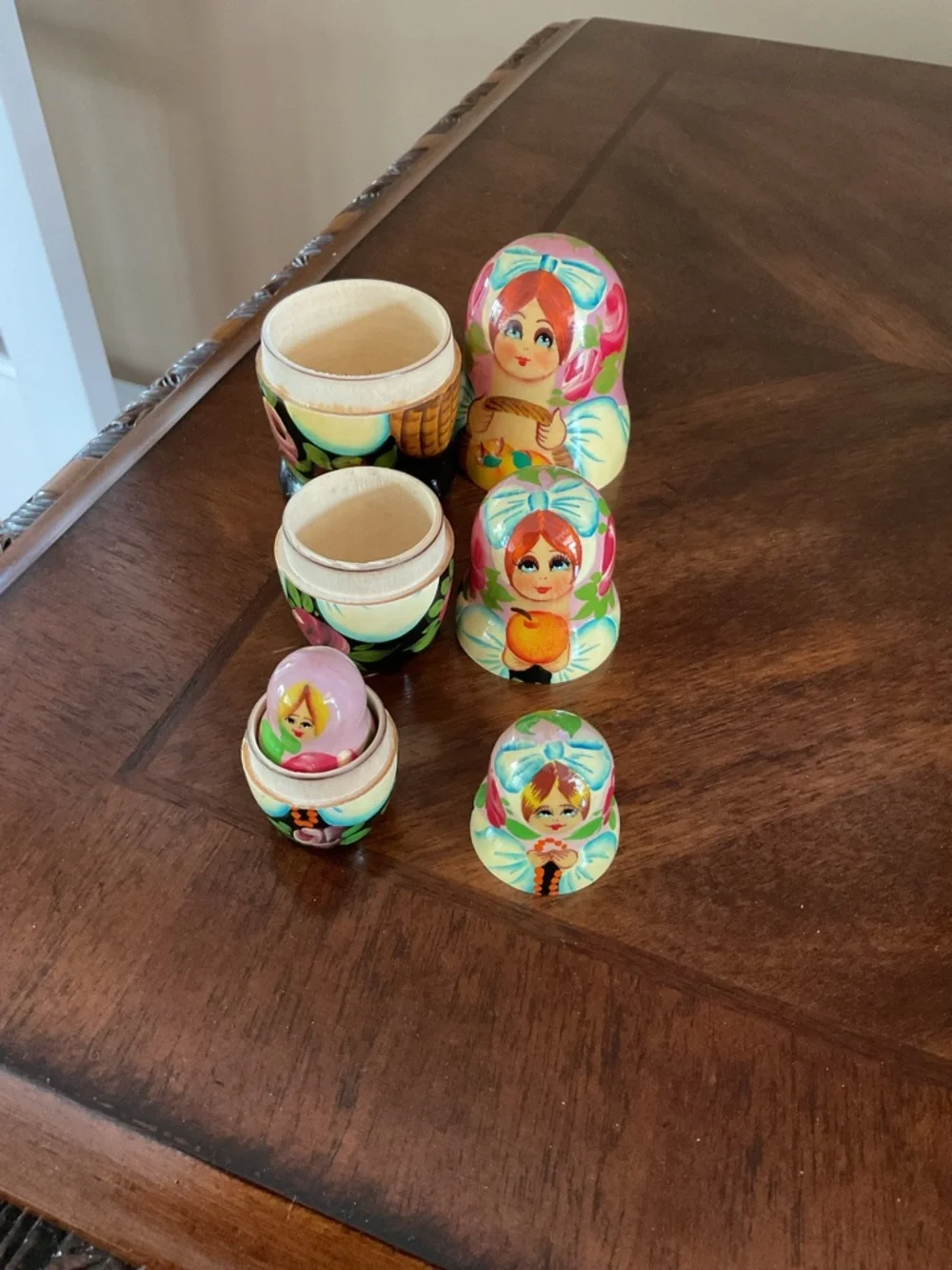 Traditional Pink Floral Russian Matryoshka Nesting Dolls Set - Kids Toys